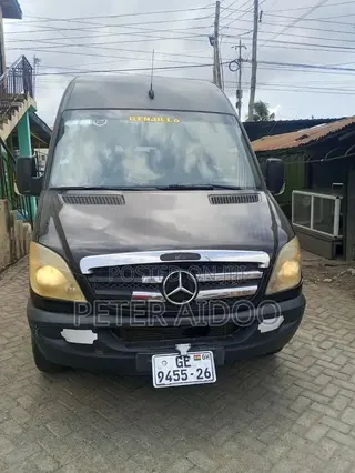 Mercedes-Benz Sprinter 2012 Black