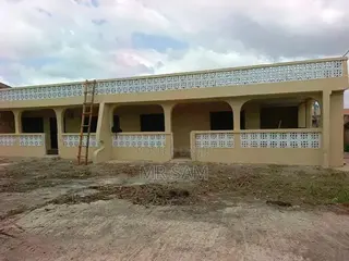 4bdrm House in Sam Properties, Adade for sale