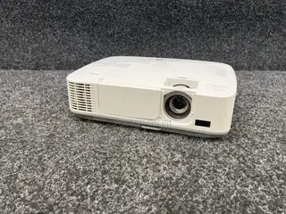 NEC M230X 2,300 and 2,600 Lumens