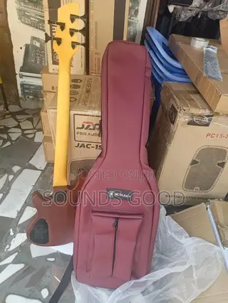 Leather Bag for Bass Guitar - Thick Padded - Waterproof