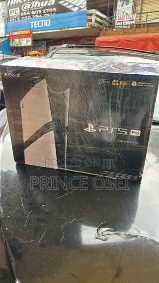 PlayStation 5 Pro 2TB(in Box)