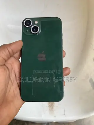 Apple iPhone 13 128 GB Green