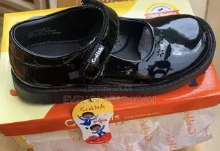 Crab Kids Black Shoe