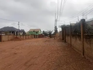 Half Plot With 3bedrooms Storey Building Footings Plan on It for Sale