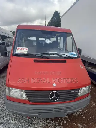 Mercedes-Benz Sprinter 1998 Red