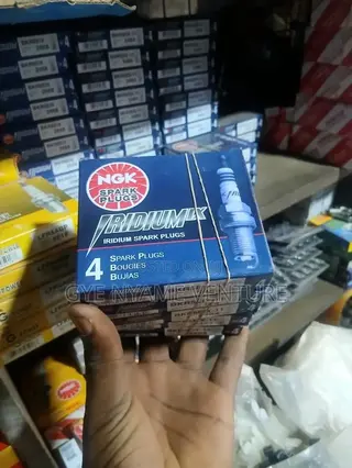 Original NGK Iridium IX Spark Plugs BKR5EIX-11 (Stock 5464) – P of 4