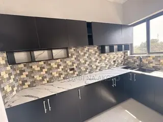 3bdrm Apartment in 7 Brothers, Abofu for rent