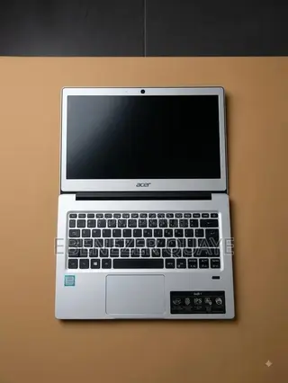 Laptop Acer Swift 1 4GB Intel Pentium SSHD+SSD 60GB