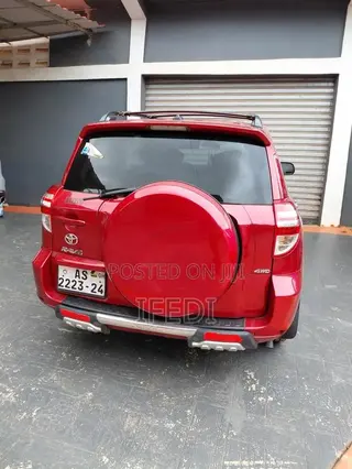 Toyota RAV4 2012 Red