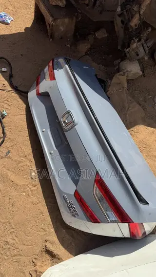 Honda Accord 2018,2019,2020,2021,2022 Boot / Tailgate Complete