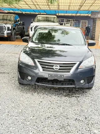 Nissan Sentra SR 4dr Sedan (1.8L 4cyl CVT) 2015 Black
