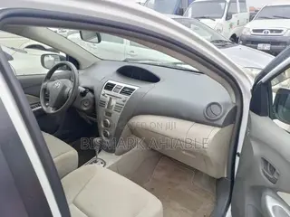 Toyota Belta 2010 White
