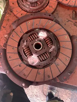 Nissan Hardbody Presure Plate and Disk