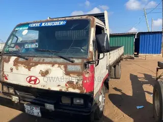 Kia Mighty 1
