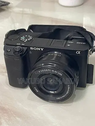 Sony A6400 Mirrorless Camera With 16-50mm F/3.5-5.6 OSS Lens Kit
