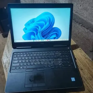 Laptop Dell Precision 7510 16GB Intel Core i7 SSD 128GB