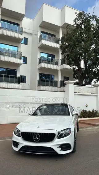 Mercedes-Benz E300 2018 White