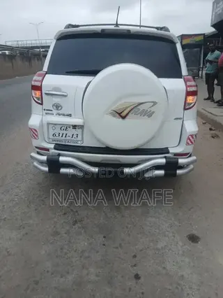 Toyota RAV4 2.5 4x4 2012 Off white