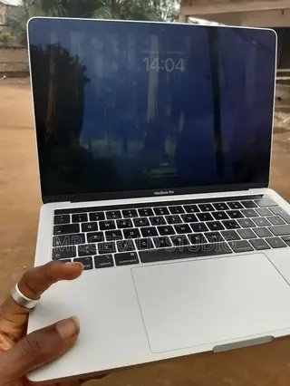 Laptop Apple MacBook Pro 2019 16GB Intel Core i5 SSD 256GB