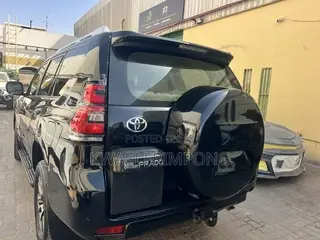 Toyota Land Cruiser Prado 4.0 Petrol TX-L 2022 Black