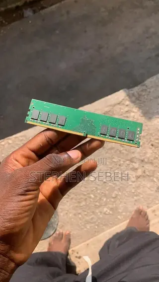 SK Hynix 8gb DDR4 2400MHz