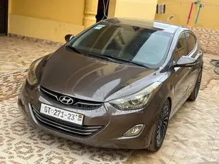Hyundai Elantra GLS Sedan FWD (1.8L 4cyl 6M) 2013 Brown