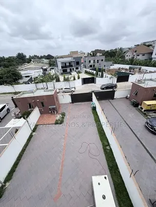 Luxerous 4 Bedroom House With for Rent at East Legon