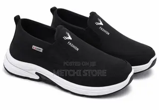 Sneaker/Shoes