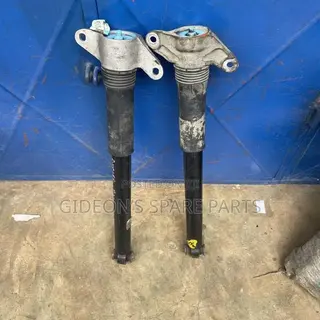 Land Rover Range Rover Velar Manual Type Back Shocks Absorbers