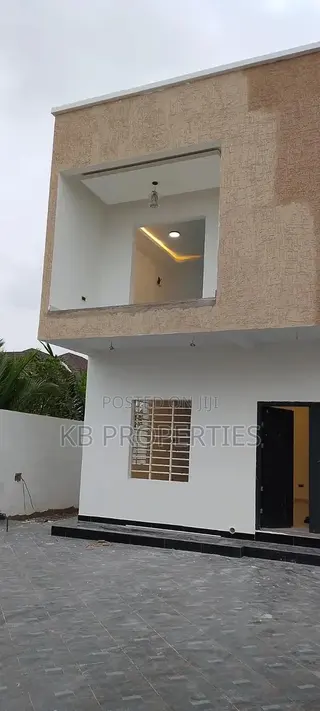 4bdrm House in Kb Properties, Sakumono for sale