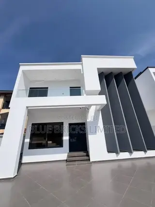 4bdrm House in Ashaley Botwe, School Junction for rent
