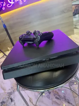 Play Station