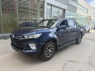 Isuzu D-MAX 2021 Blue