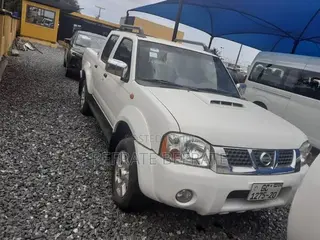 Nissan Navara 2014 White