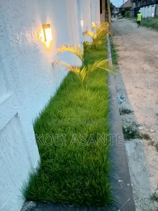 Gardener and Landscaper