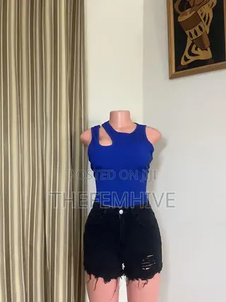Blue Pretty Little Thing Crop Top Thrift