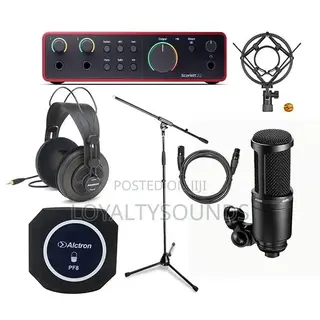 Focusrite 2i2 4th Gen Recording Pack