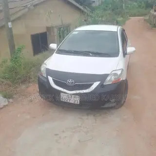 Toyota Belta 2010 White