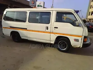 Nissan Caravan (Urvan) 2013 White