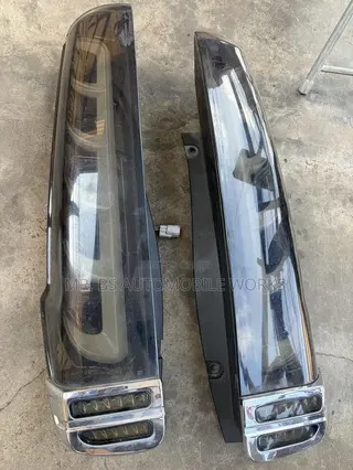 Toyota Voxy Taillight (Pair) 2014-2021
