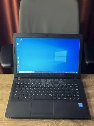 Laptop Lenovo IdeaPad 100 4GB Intel Celeron HDD 500GB