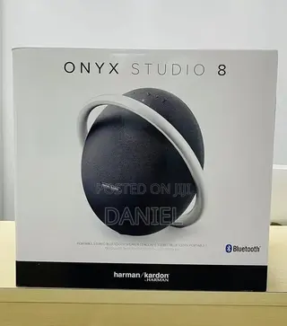 Harman/Kardon Onyx Studio 8