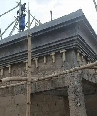 Parapets Combine Strength and Classic Design