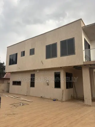 Furnished 4bdrm Apartment in Aae_Properties, Adjiriganor for sale