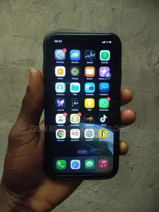 Apple iPhone 11 128 GB Gray
