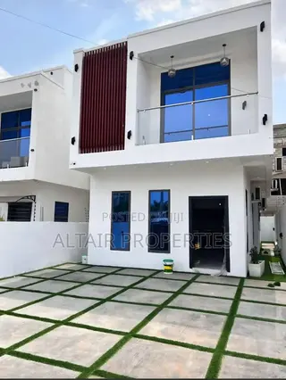 4bdrm House in Ogbojo, Accra Metropolitan for sale