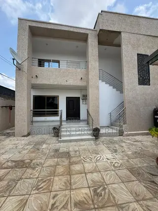 3bdrm Apartment in Mile 7 for rent