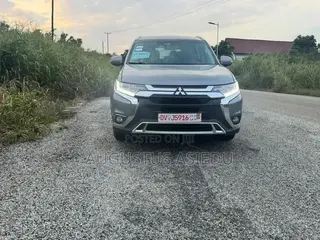 Mitsubishi Outlander 2020 Gray