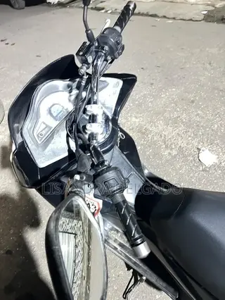 Yamaha 2025 Black
