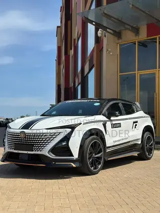 Changan UNI-T 1.5 FWD 2022 White